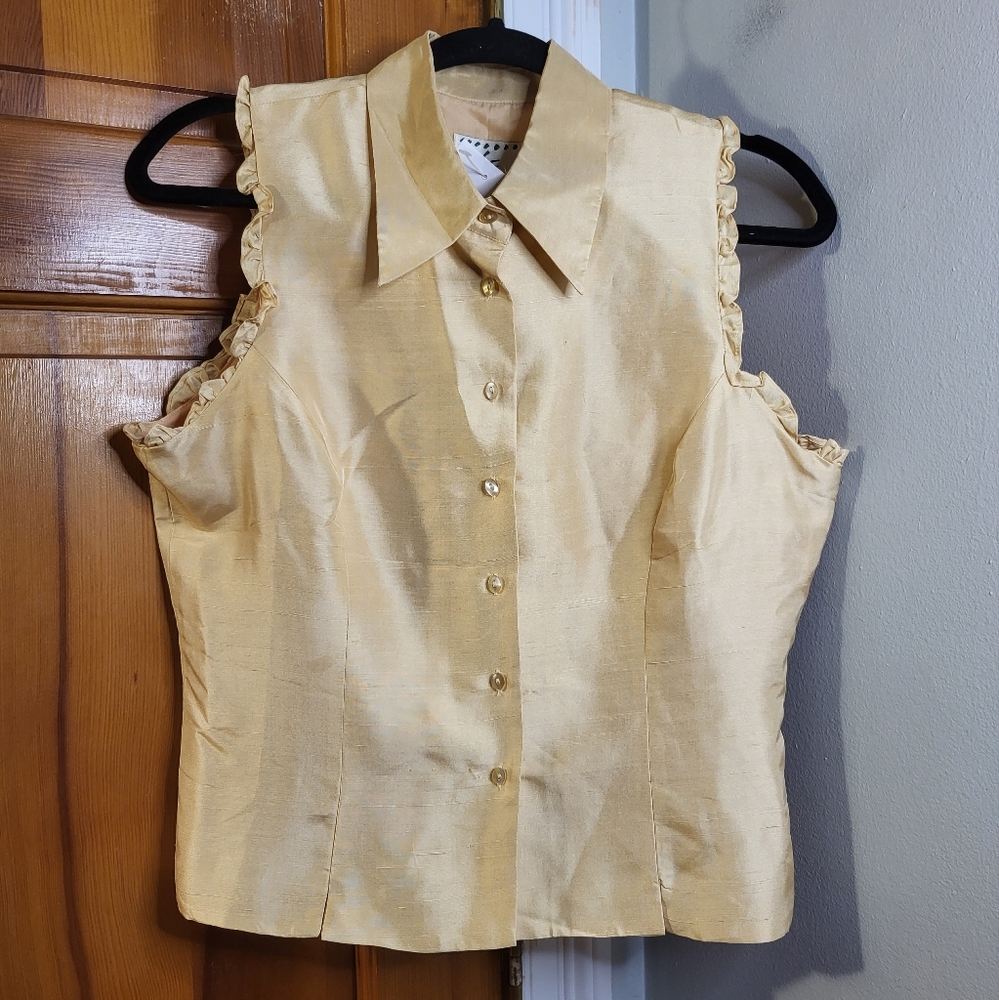 ICE Women's Silk Sleeveless Collared Button Up Shirt